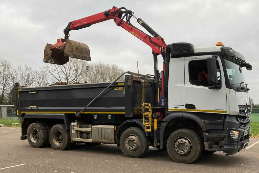 Capital Grab Hire Coventry - Grab Hire Truck